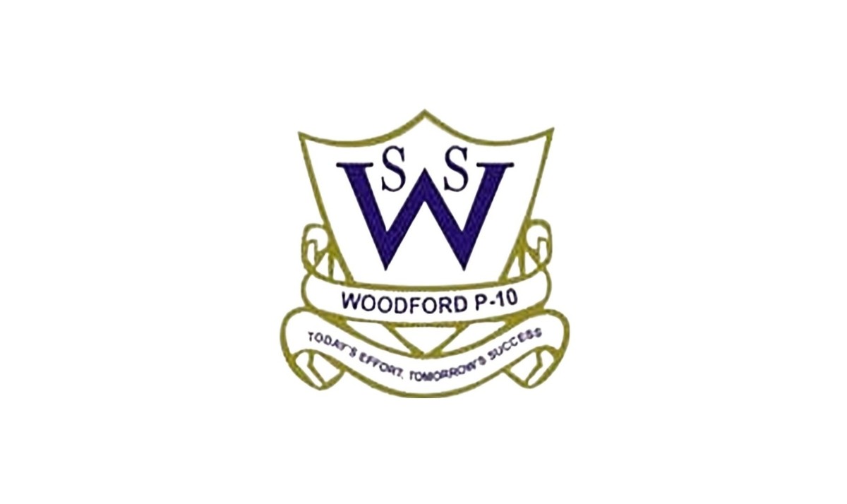 woodford p-10 logo